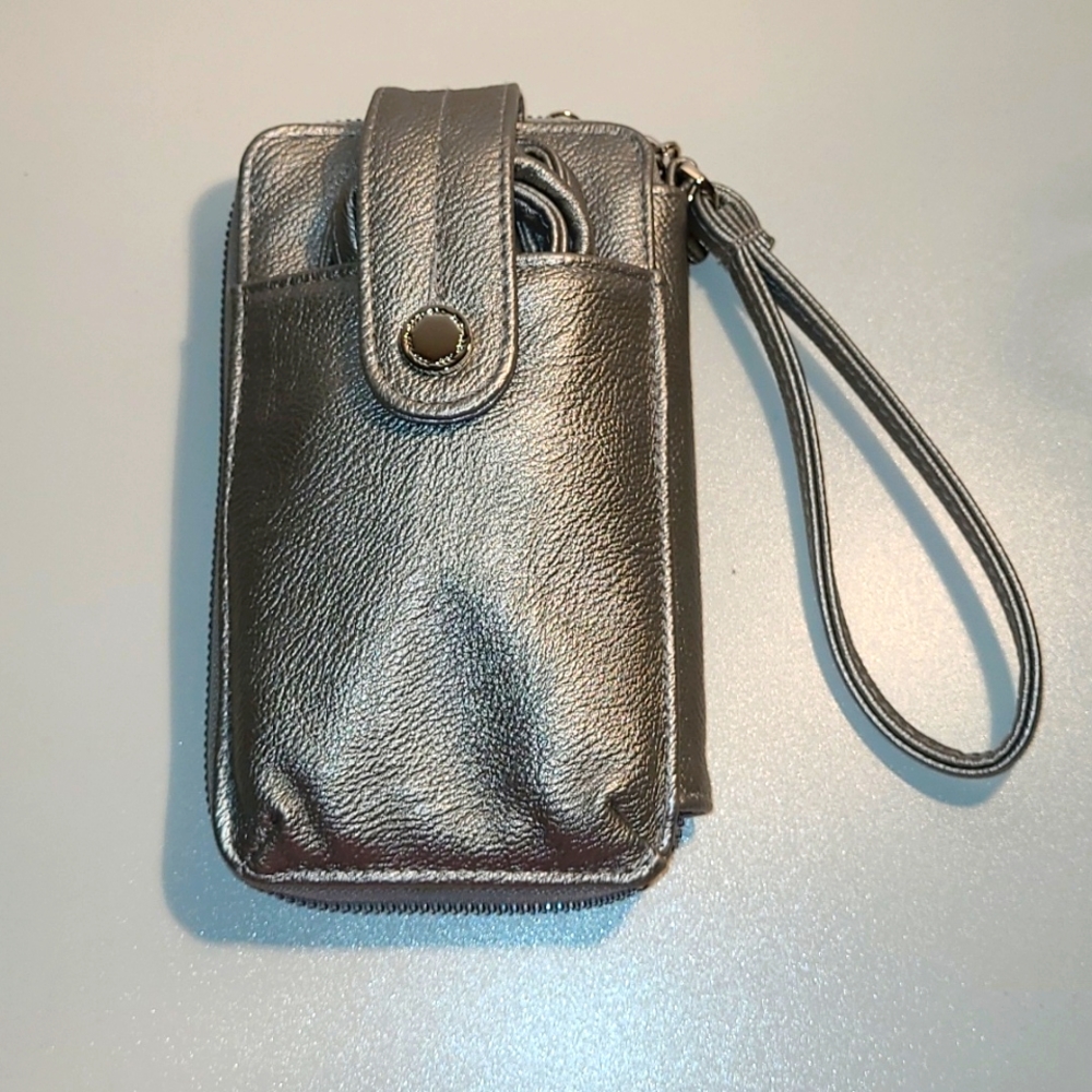 Final Price Drop☆☆Safekeeper Phone Wallet--NWOT